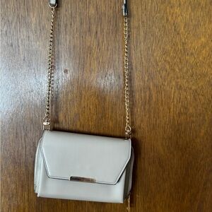 Elegant Cream Chain Shoulder Bag